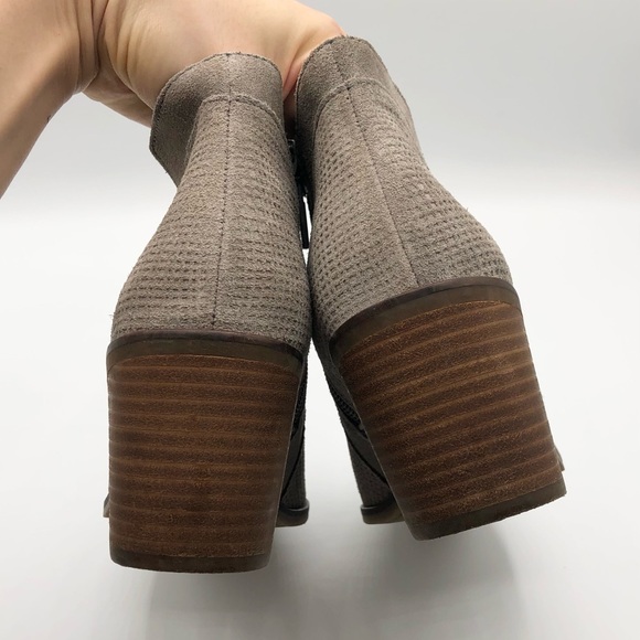 Lucky Brand Grey Suede Leather Ankle Booties Women’s Size 8 - Picture 7 of 8